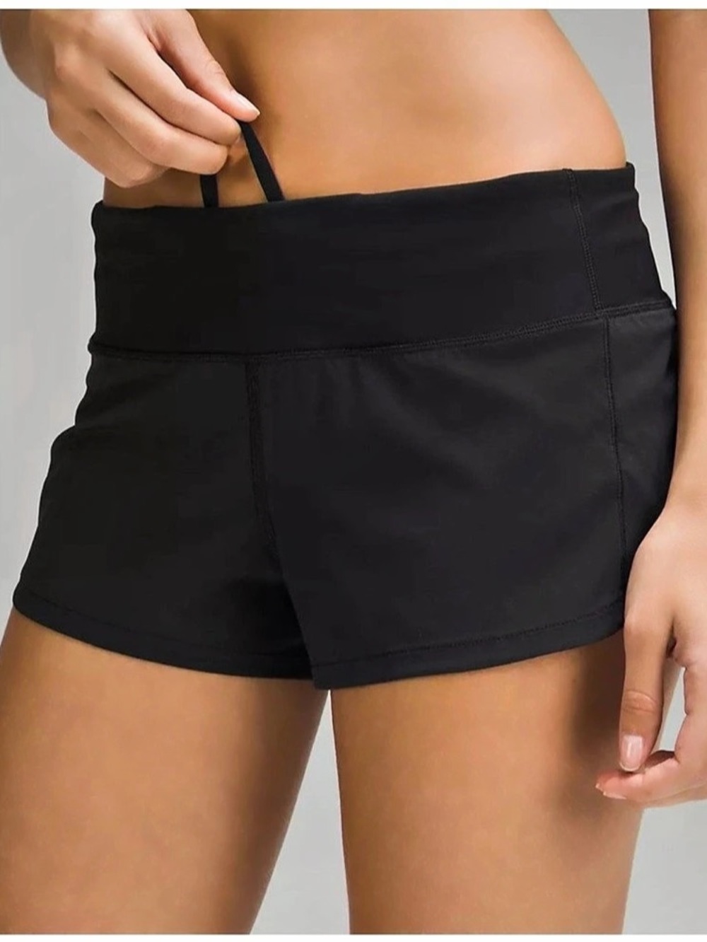lululemon Tracker Short V 2 Black Athletic Shorts